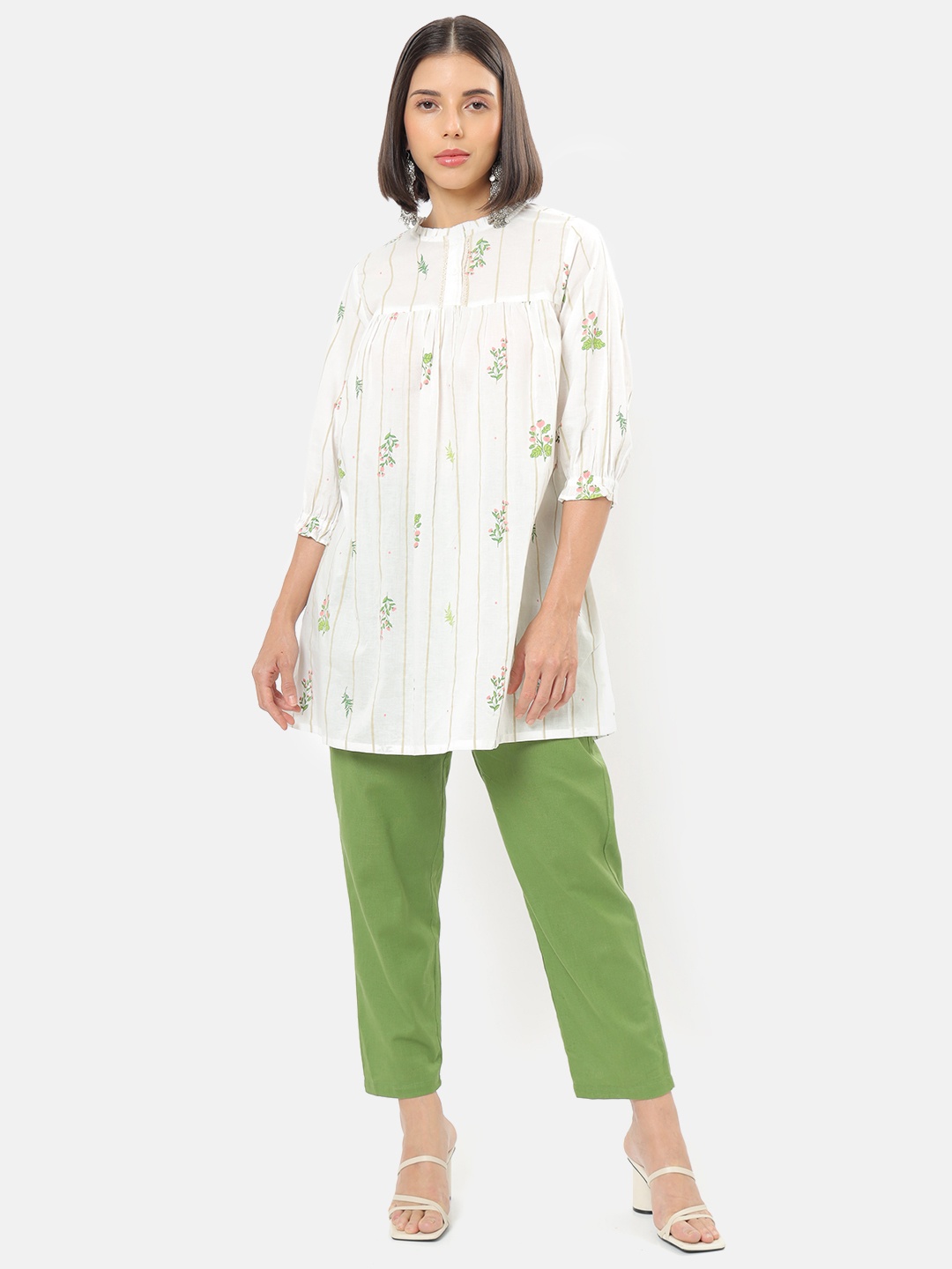 

Saaki Women Olive Green Trousers