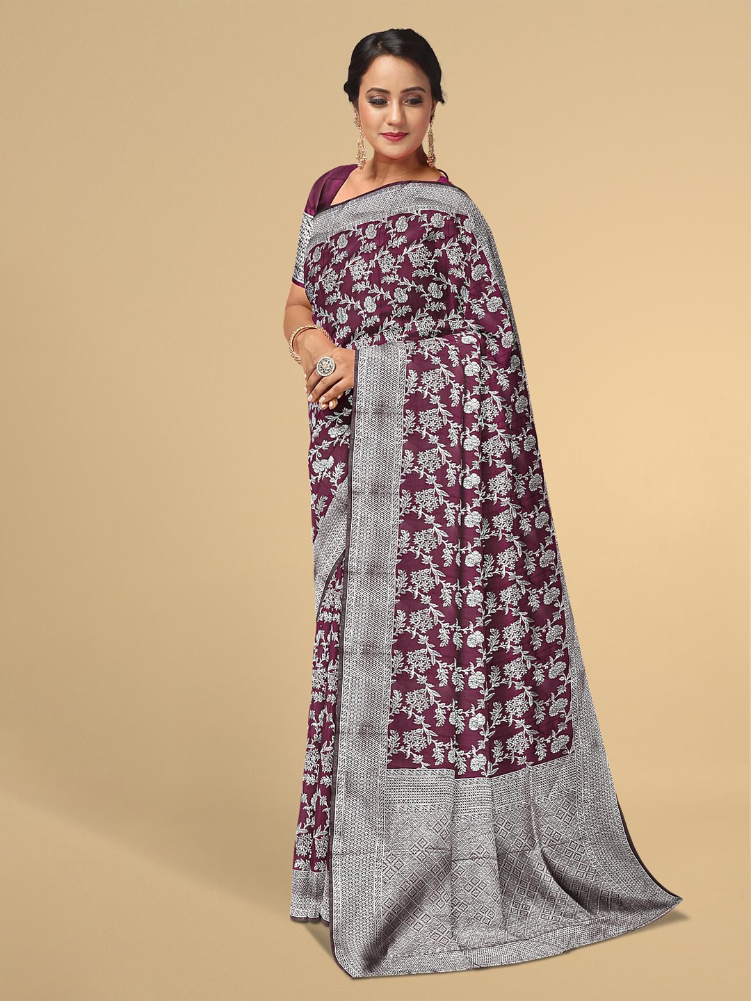 

Kalamandir Purple & Silver-Toned Floral Zari Silk Blend Saree