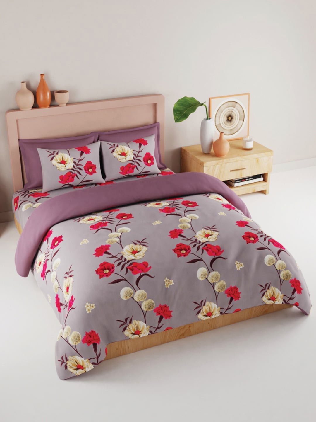 

BIANCA Red & Grey Floral 210 TC King Bedsheet with 2 Pillow Covers