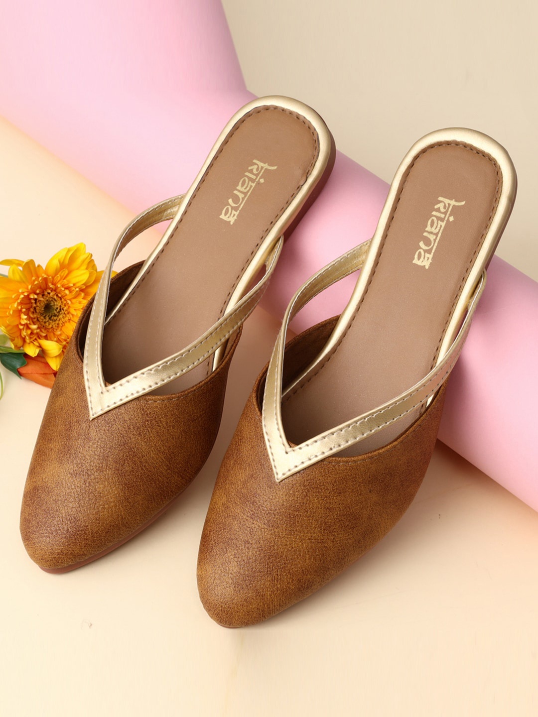 

Kiana Women Brown Textured Leather Ethnic Flats