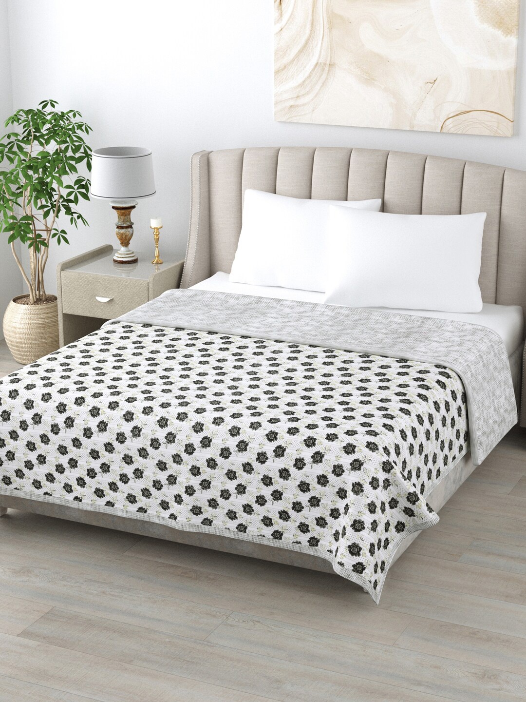 

Home Fresh Grey & Black Floral AC Room 350 GSM Double Bed Dohar