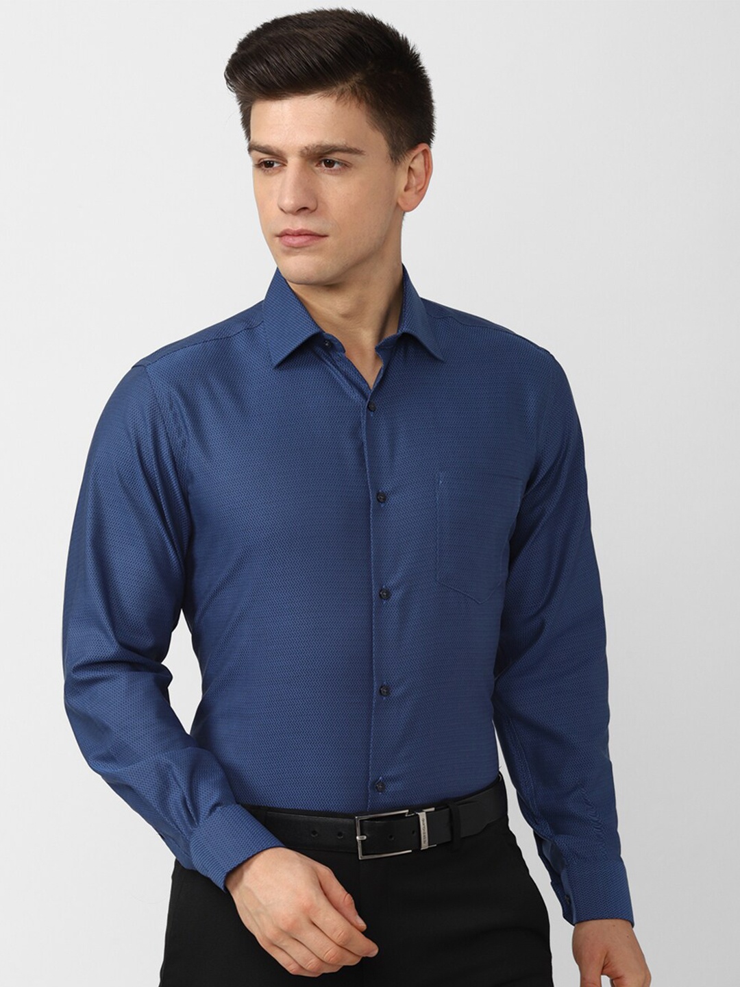 

Van Heusen Men Blue Formal Shirt
