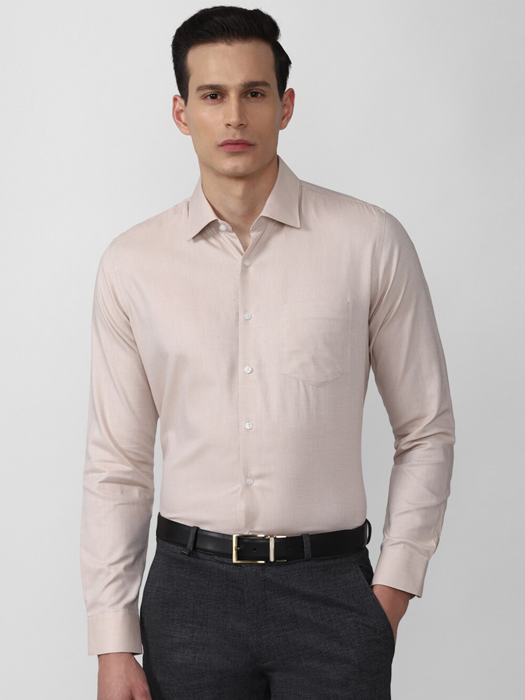 

Van Heusen Men Beige Slim Fit Formal Shirt