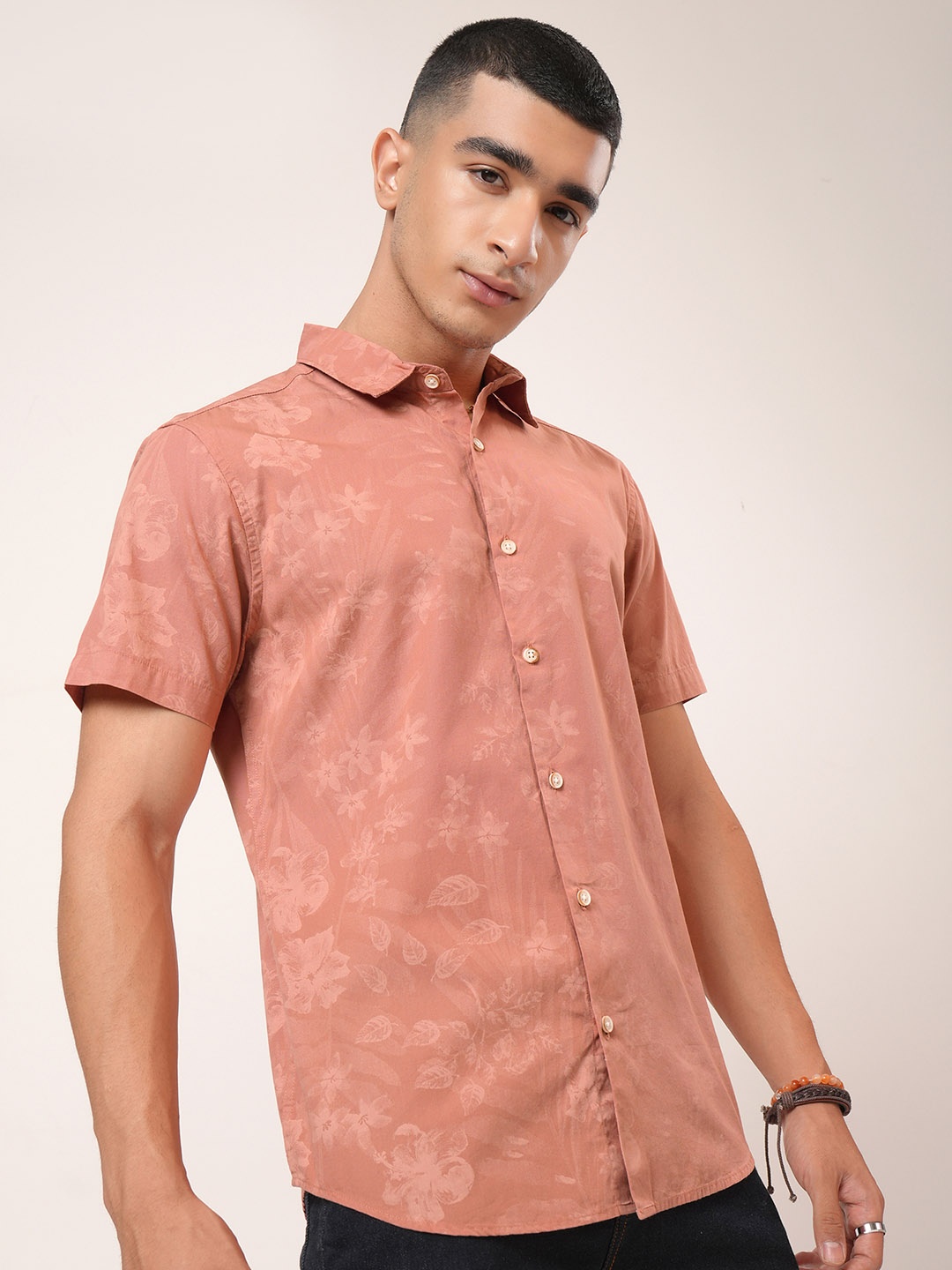

HIGHLANDER Men Rust Slim Fit Floral Printed Casual Shirt
