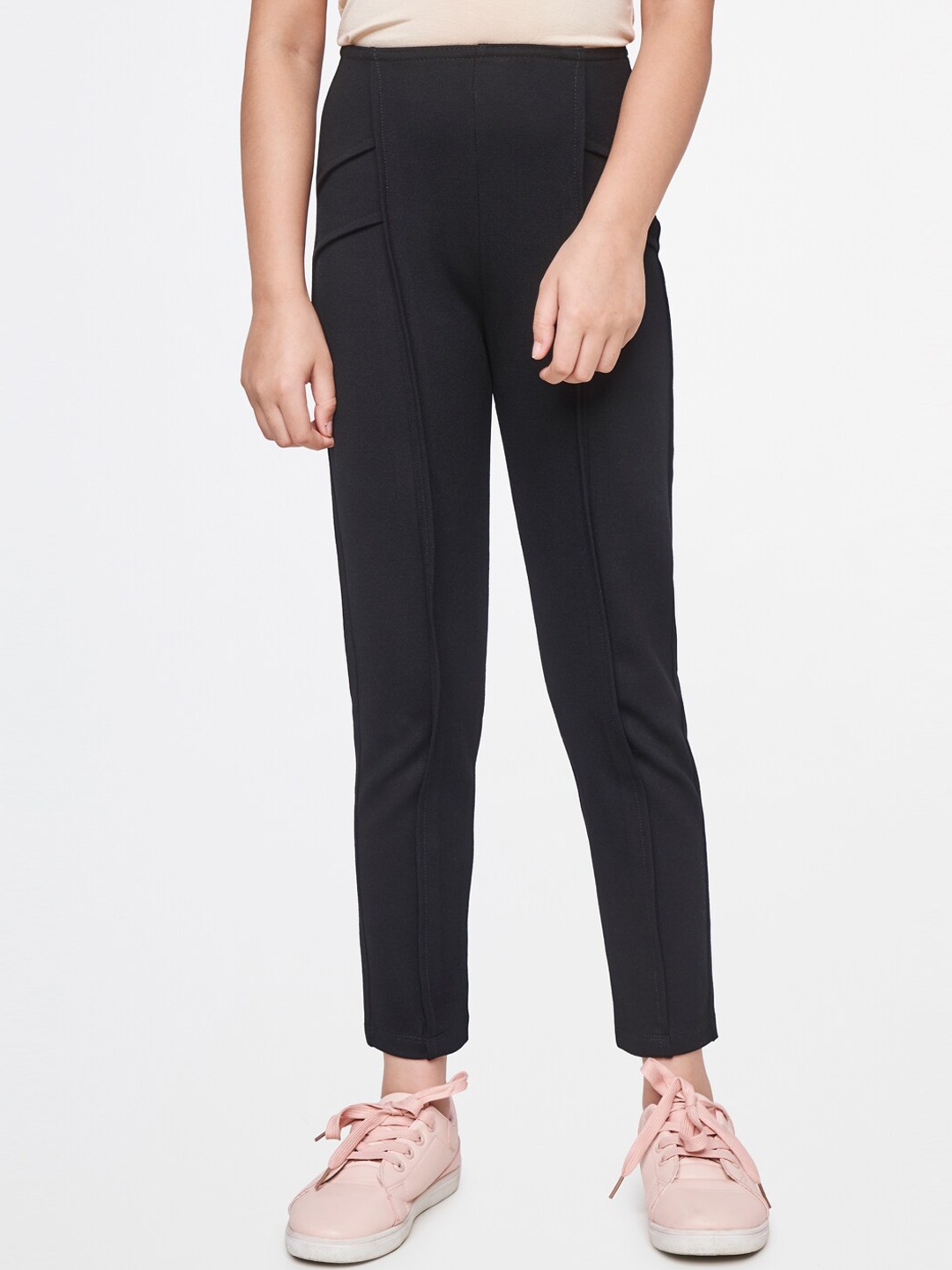 

AND Girls Black Solid Skinny Fit Trousers