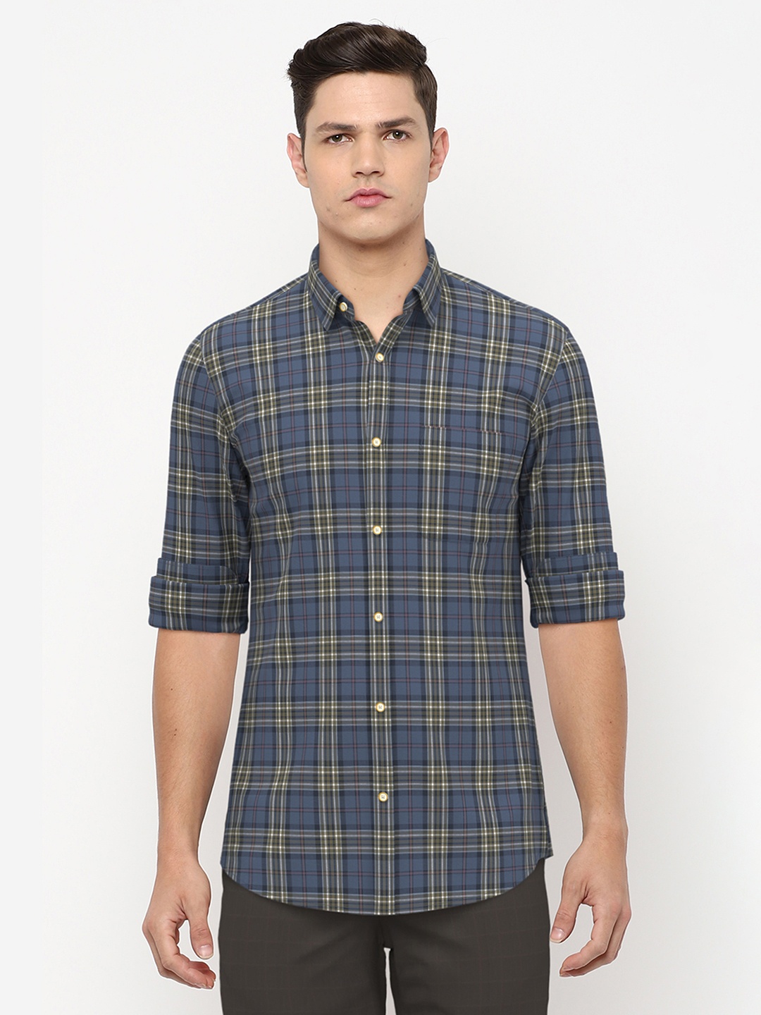 

Peter England Casuals Men Blue Slim Fit Tartan Checks Checked Casual Shirt