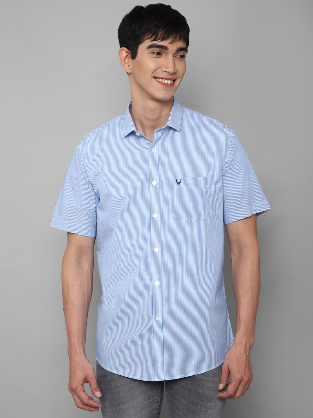 

Allen Solly Men Blue Slim Fit Striped Casual Shirt
