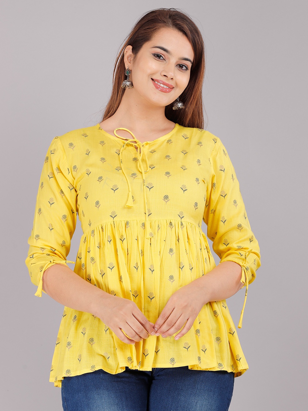 

KALINI Yellow & Grey Floral Print Empire Top