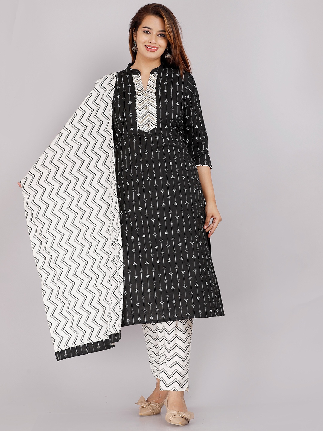 

KALINI Women Black Printed Pure Cotton Kurta with Trousers & Dupatta