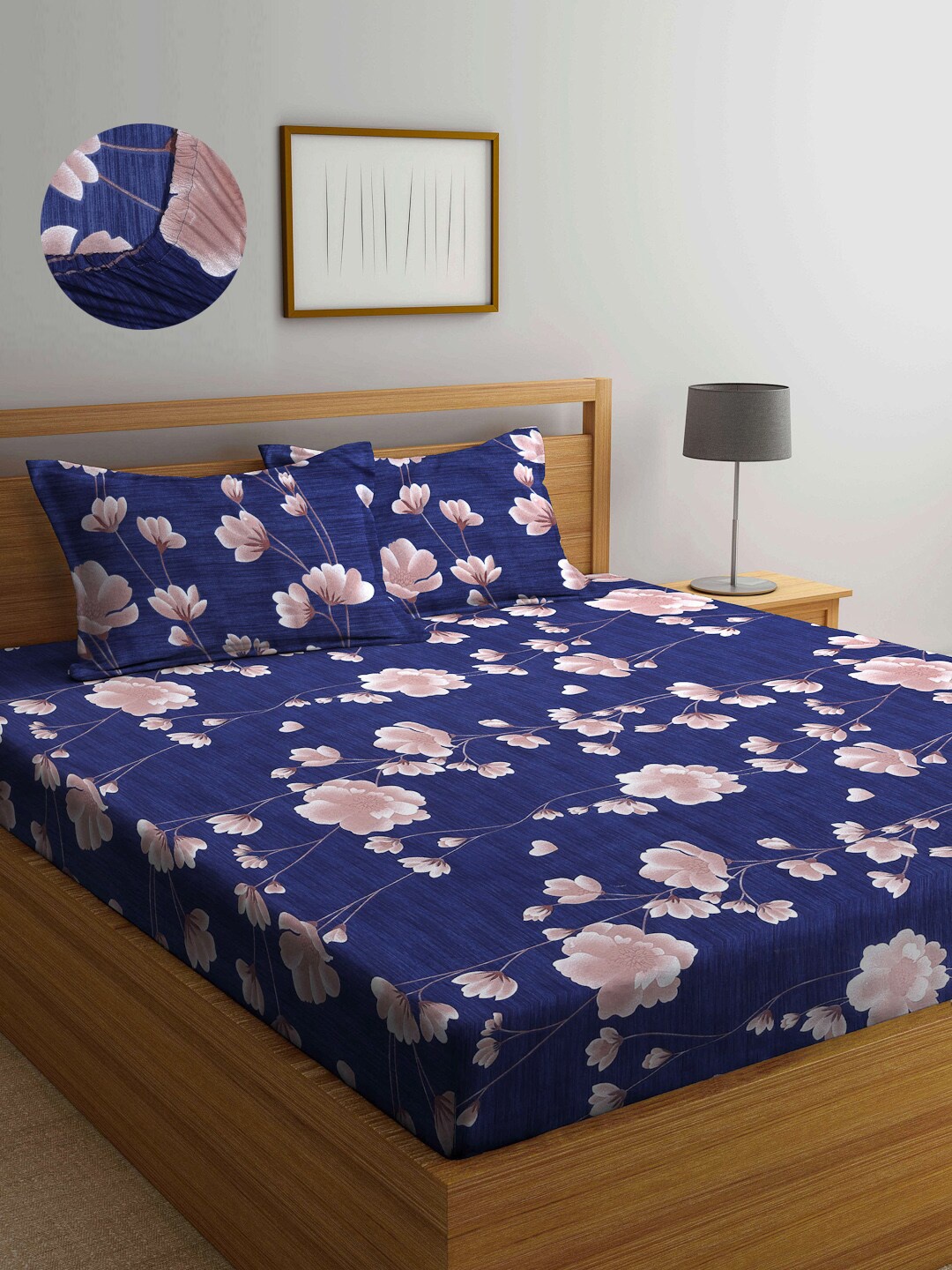 

Arrabi Double sized Blue Bedsheet with 2 pillow covers