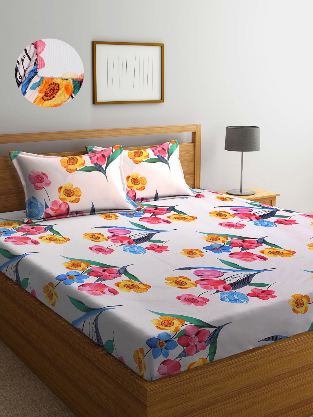 

Arrabi Cream-Coloured & Orange Floral 300 TC King Bedsheet with 2 Pillow Covers