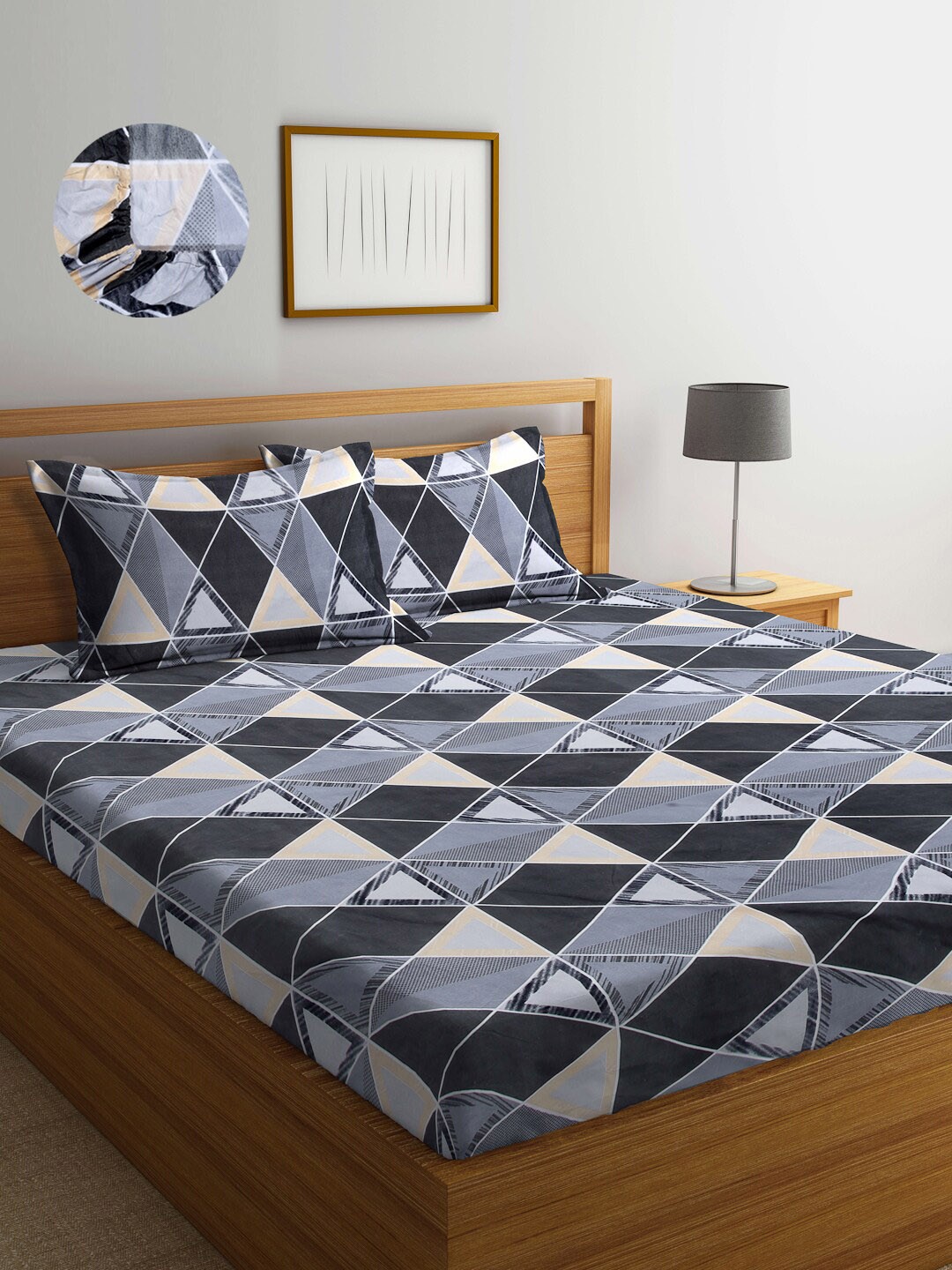 

Arrabi Grey & Blue Geometric 300 TC King Bedsheet with 2 Pillow Covers