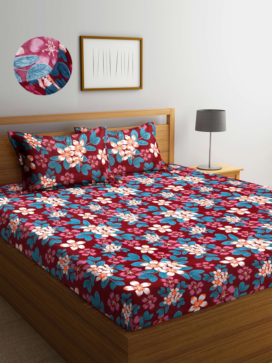 

Arrabi Maroon & Blue Floral 300 TC King Bedsheet with 2 Pillow Covers