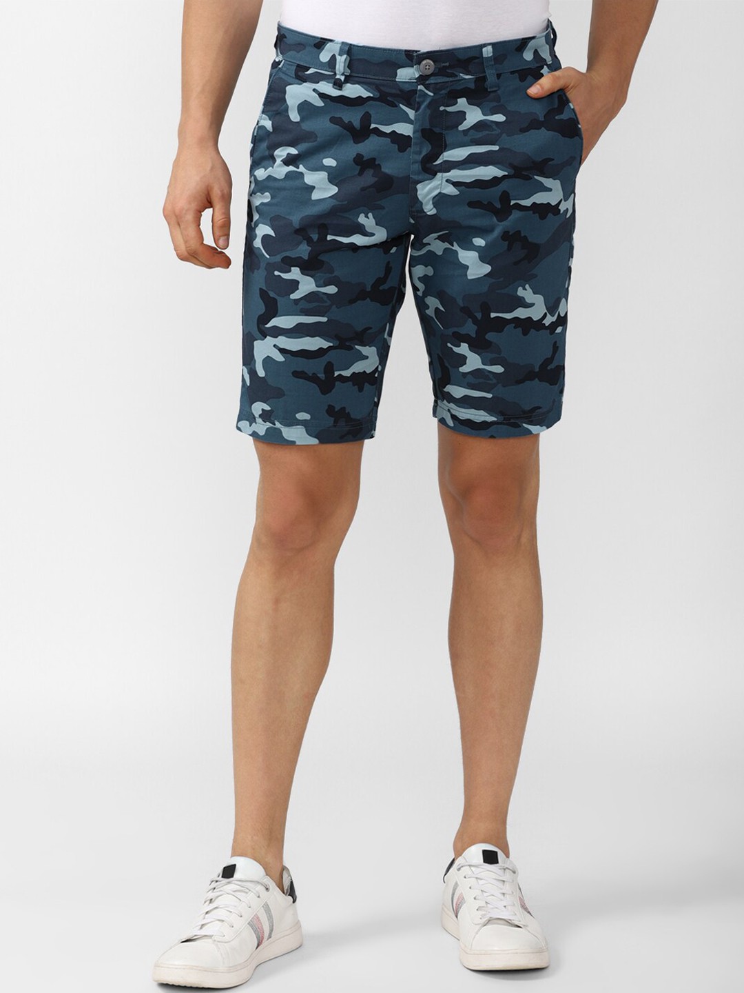 

Van Heusen Sport Men Blue Camouflage Printed Shorts