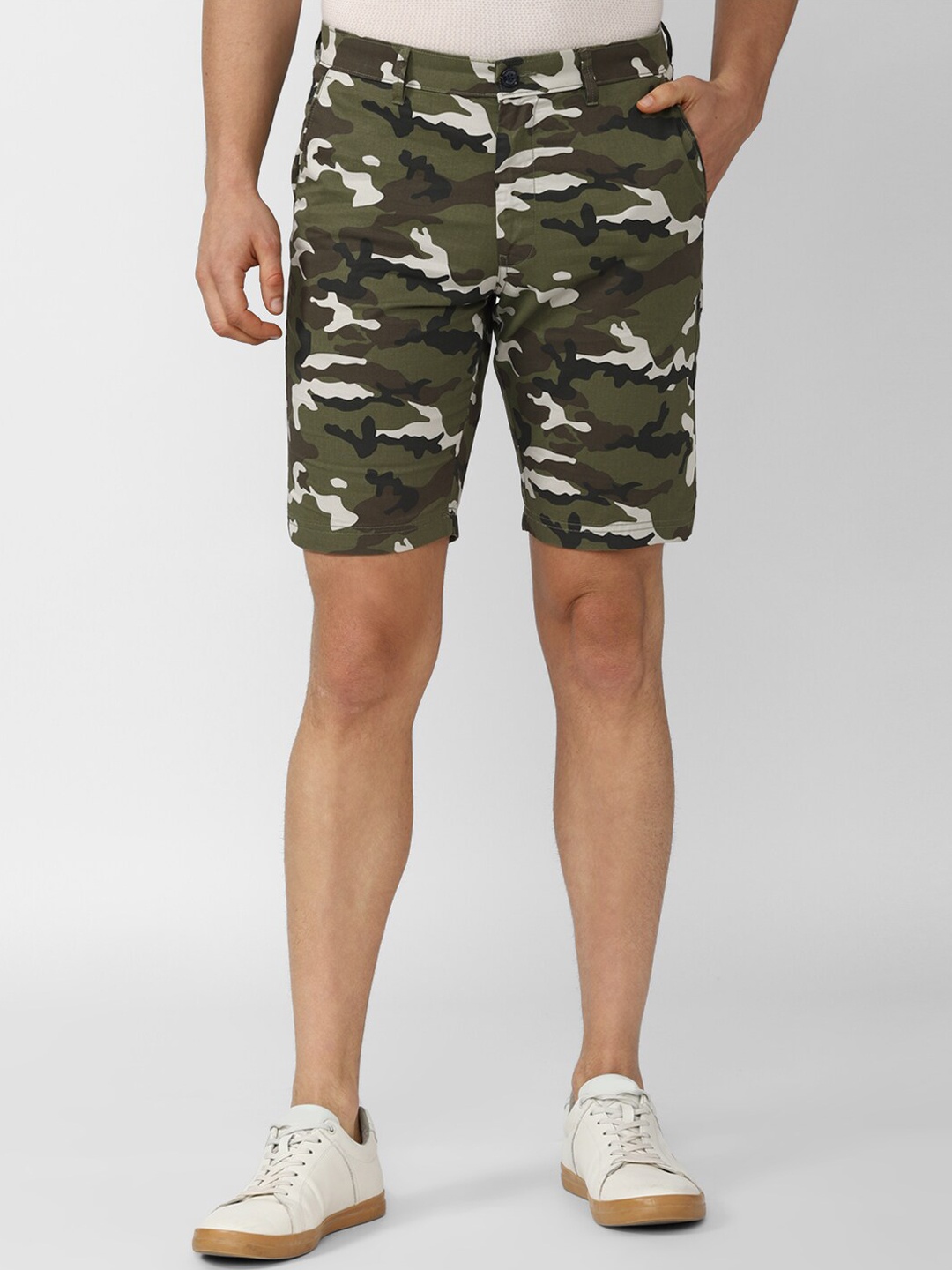 

Van Heusen Sport Men Olive Green Camouflage Printed Shorts