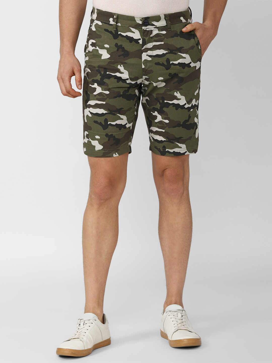 

Van Heusen Sport Men Olive Green Camouflage Printed Shorts