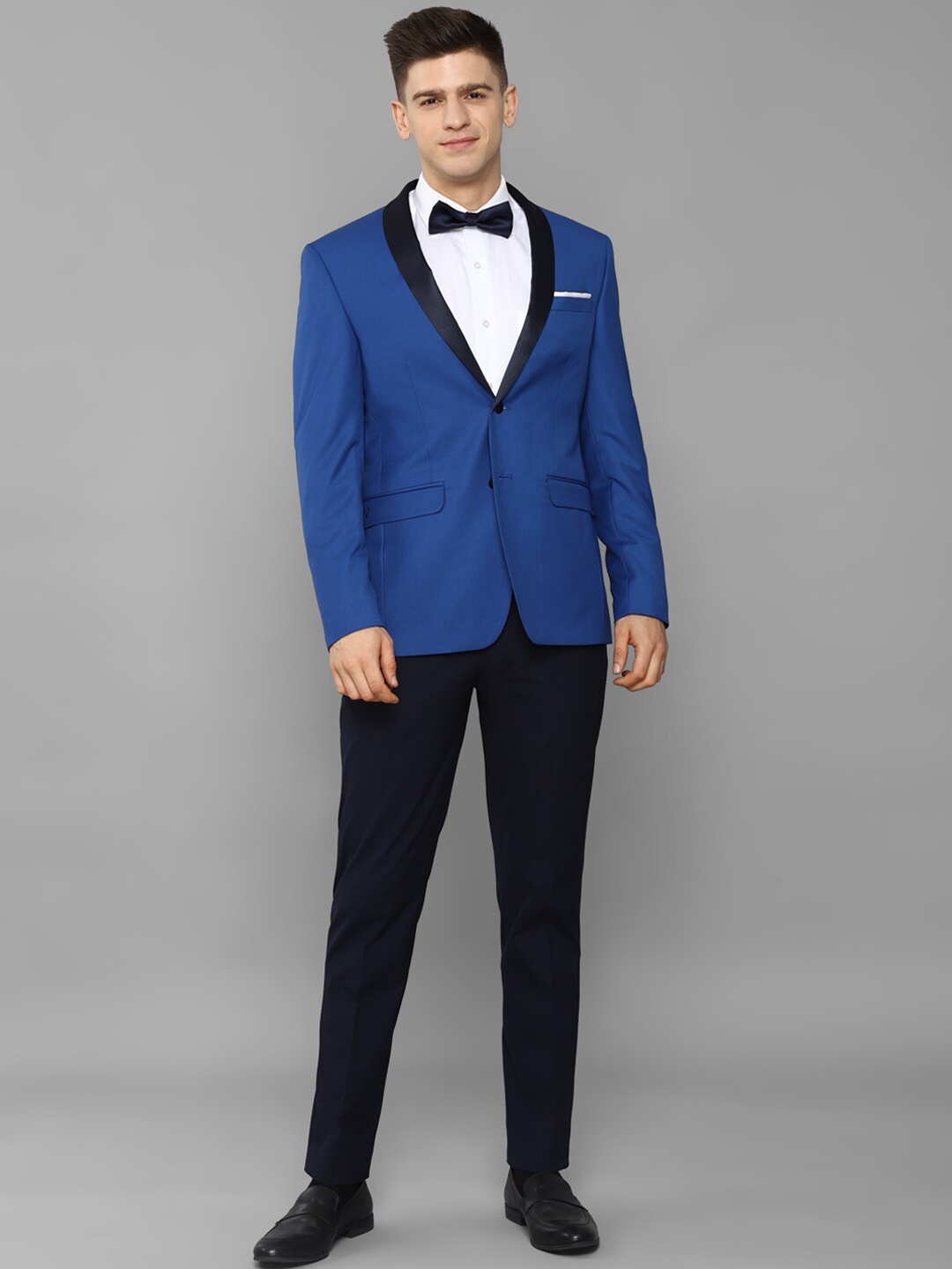 

Allen Solly Men Blue Solid Slim-Fit Single-Breasted Two-Piece Party Suit