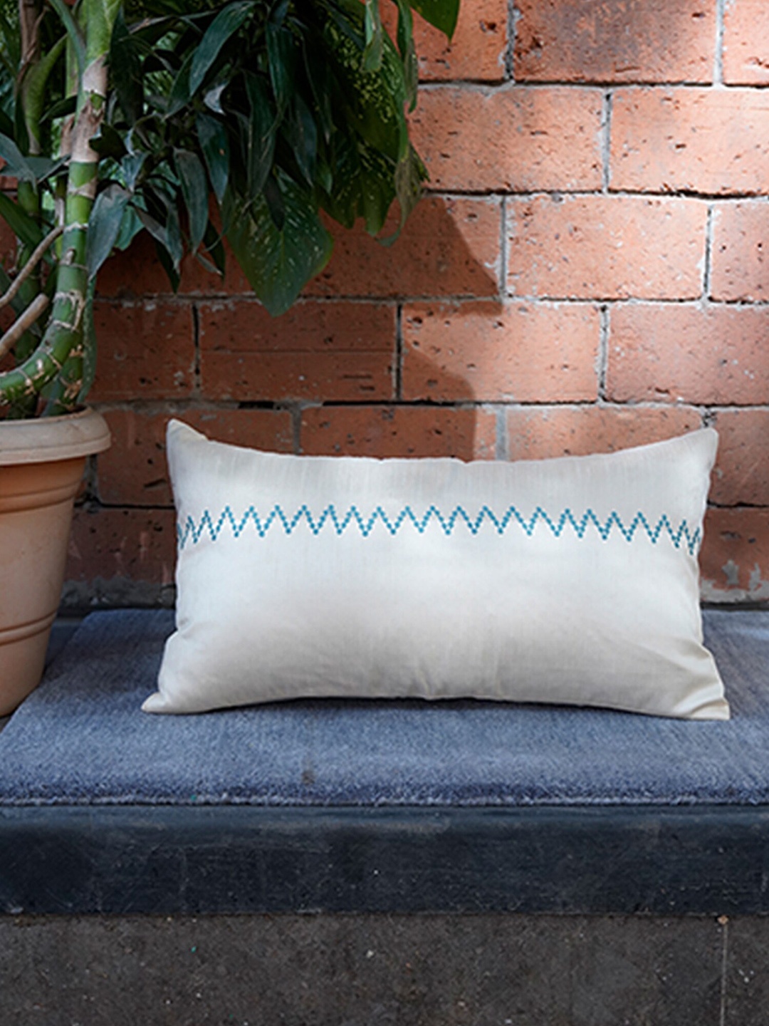 

ZEBA Off White & Blue Geometric Square Cushion Covers