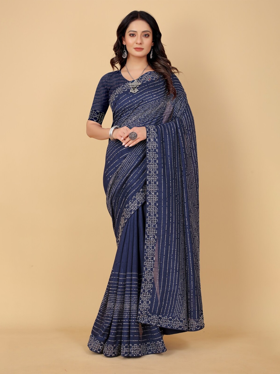 

PUNYATHA CREATION Navy Blue Striped Pure Silk Saree