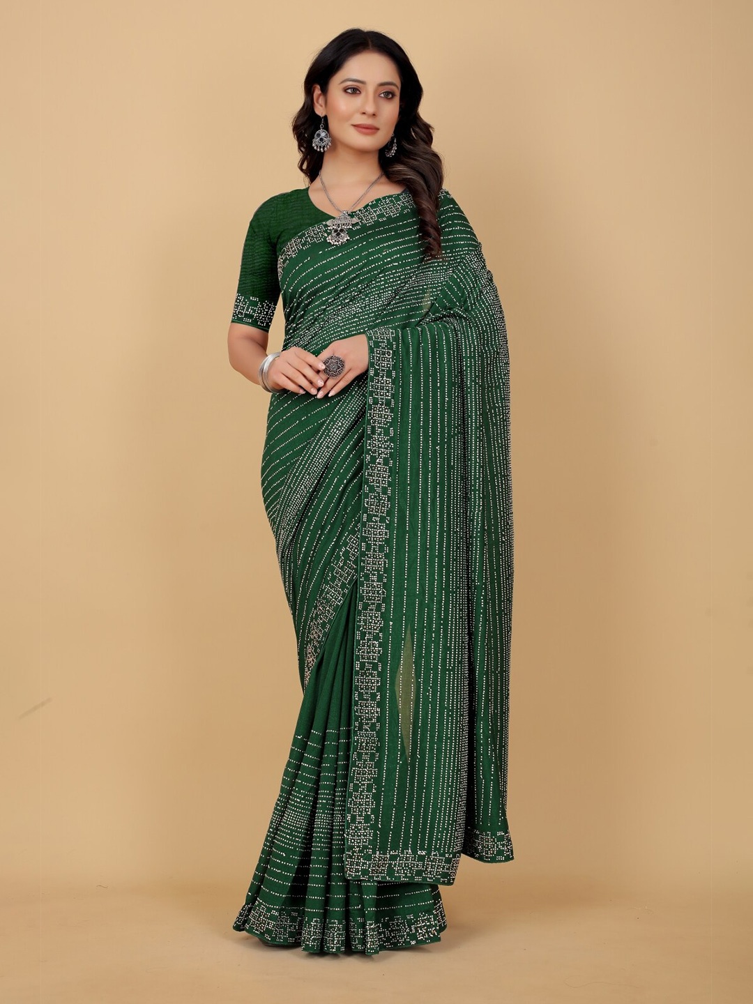 

PUNYATHA CREATION Green & Silver-Toned Embellished Pure Silk Saree
