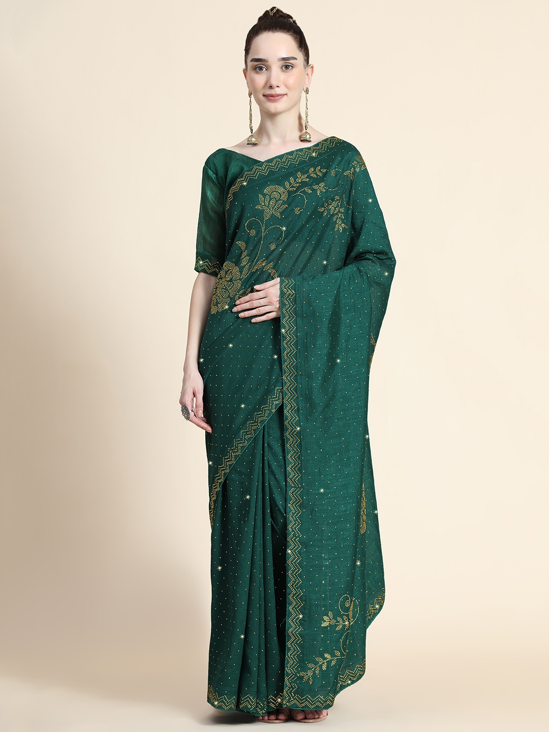 

PUNYATHA CREATION Green Embellished Pure Silk Saree