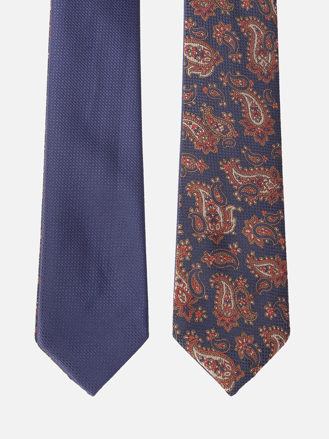 

Van Heusen Men Blue & Red Printed Ascot Tie