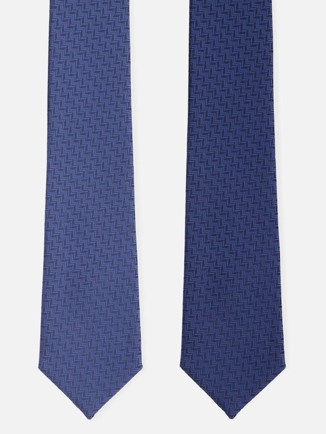 

Van Heusen Men Blue Woven Design Broad Tie