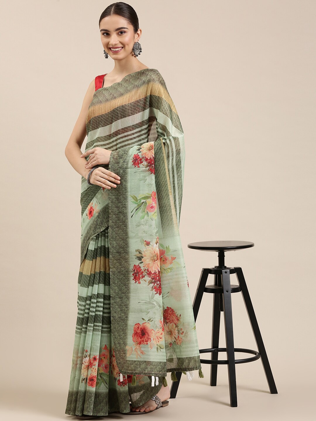 

The Chennai Silks Green & Red Floral Bhagalpuri Saree