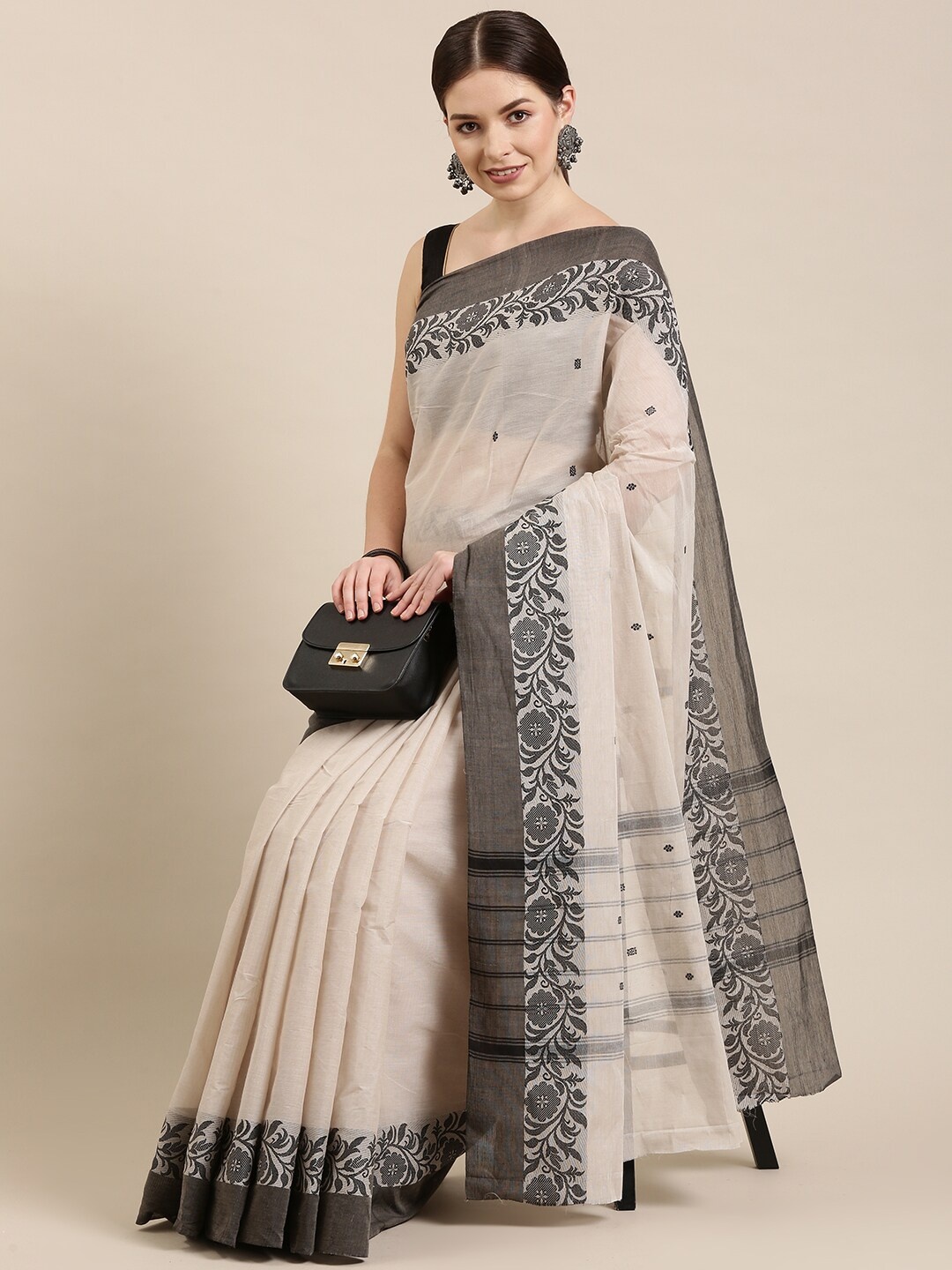 

The Chennai Silks Cream-Coloured & Black Ethnic Motifs Pure Cotton Chettinad Saree