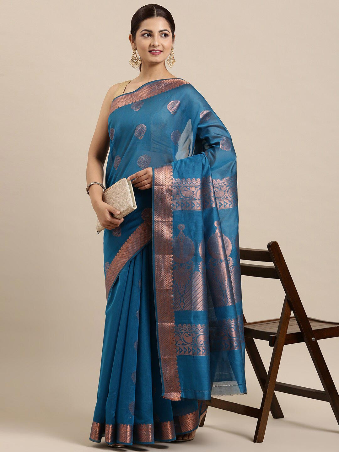 

The Chennai Silks Blue & Gold-Toned Ethnic Motifs Zari Silk Cotton Maheshwari Saree