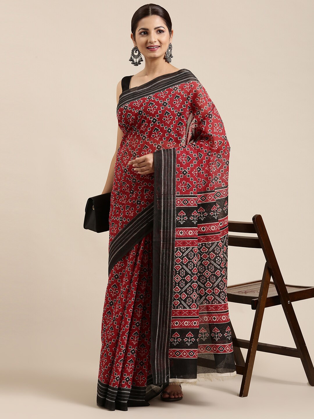 

The Chennai Silks Red & Black Pure Cotton Saree