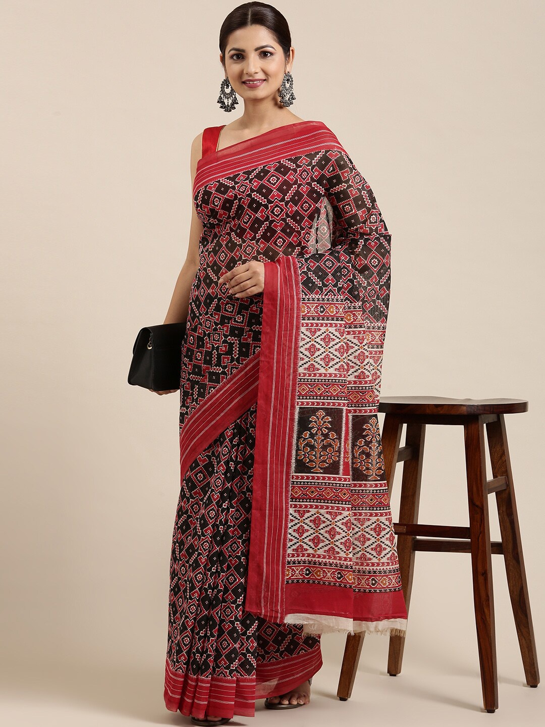 

The Chennai Silks Black & Pink Pure Cotton Saree