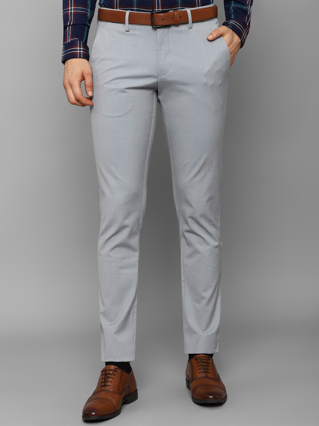 

Allen Solly Men Grey Textured Slim Fit Trousers