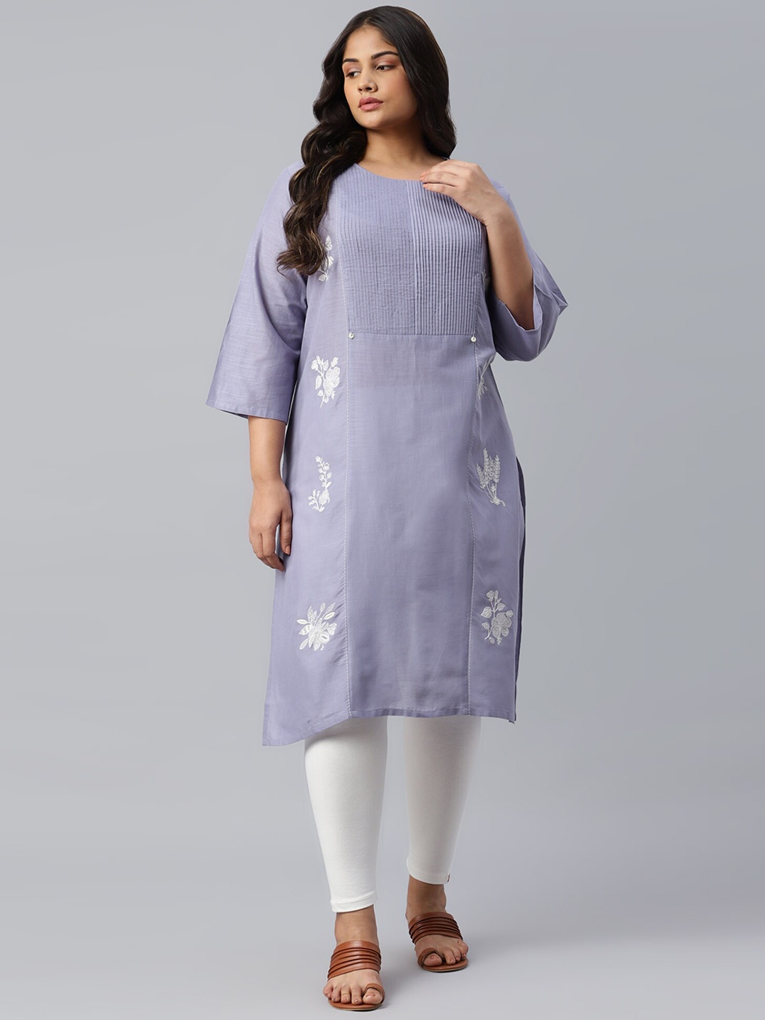 

W Women Plus Size Blue Floral Embroidered Kurta