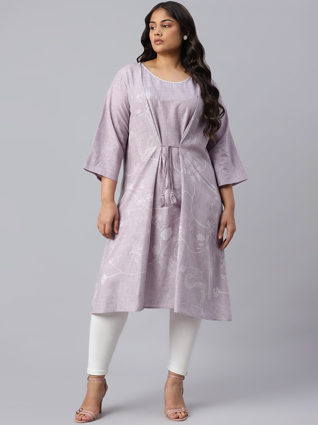 

W Women Purple Geometric Flared Sleeves Thread Work Floral Handloom Kurta