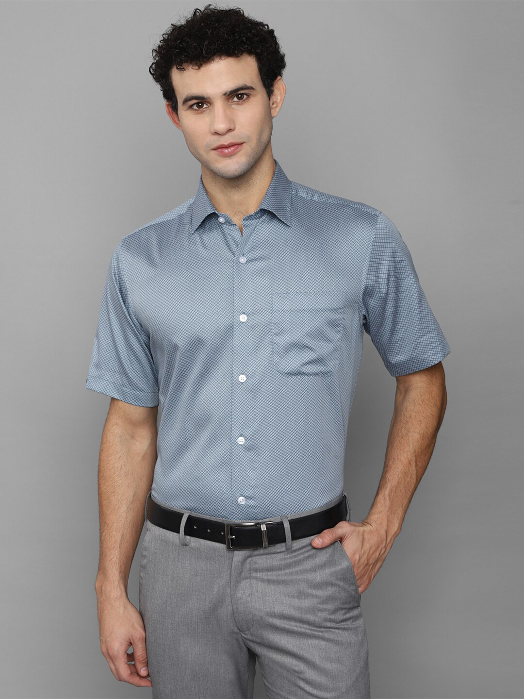 

Louis Philippe Men Blue Slim Fit Formal Shirt