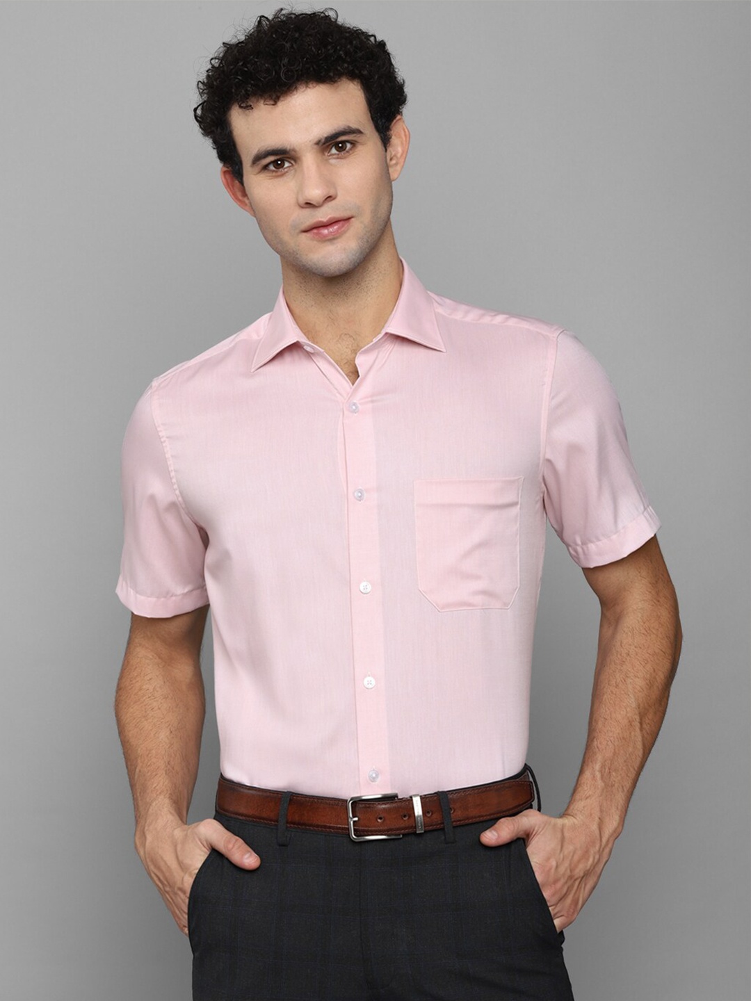 

Louis Philippe Men Pink Formal Shirt