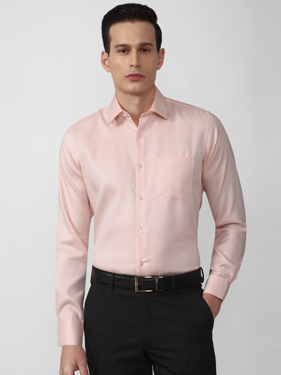 

Van Heusen Men Pink Pure Cotton Formal Shirt