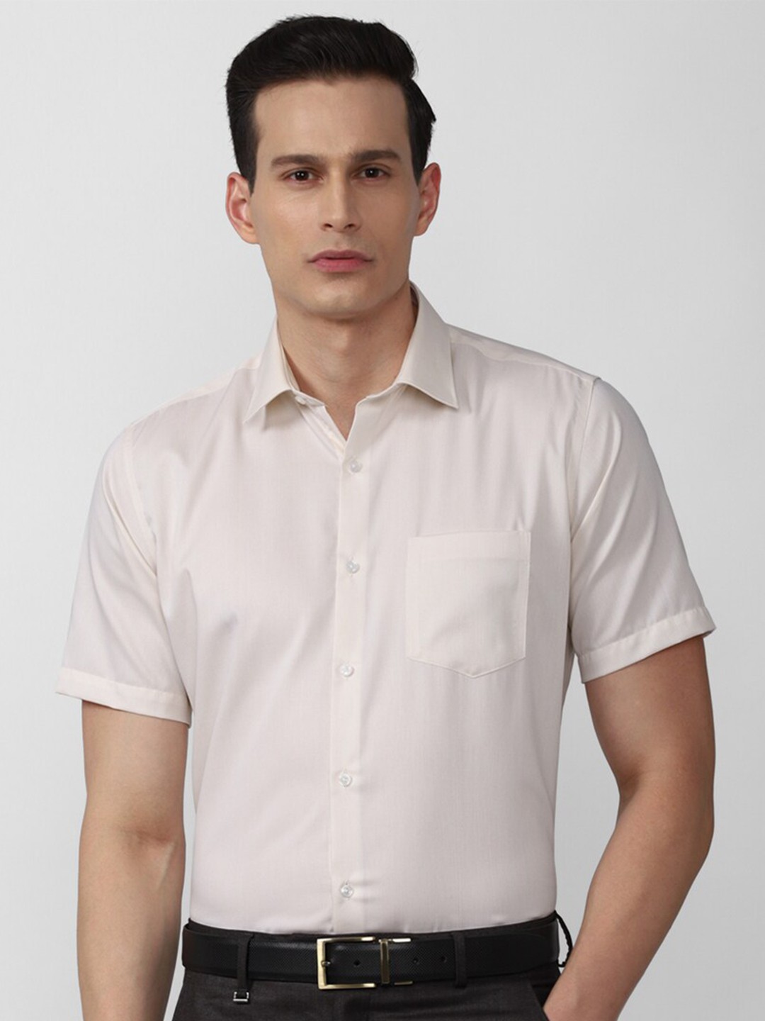 

Van Heusen Men Cream-Coloured Pure Cotton Formal Shirt