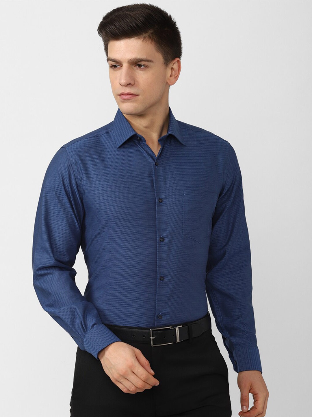 

Van Heusen Men Blue Formal Shirt