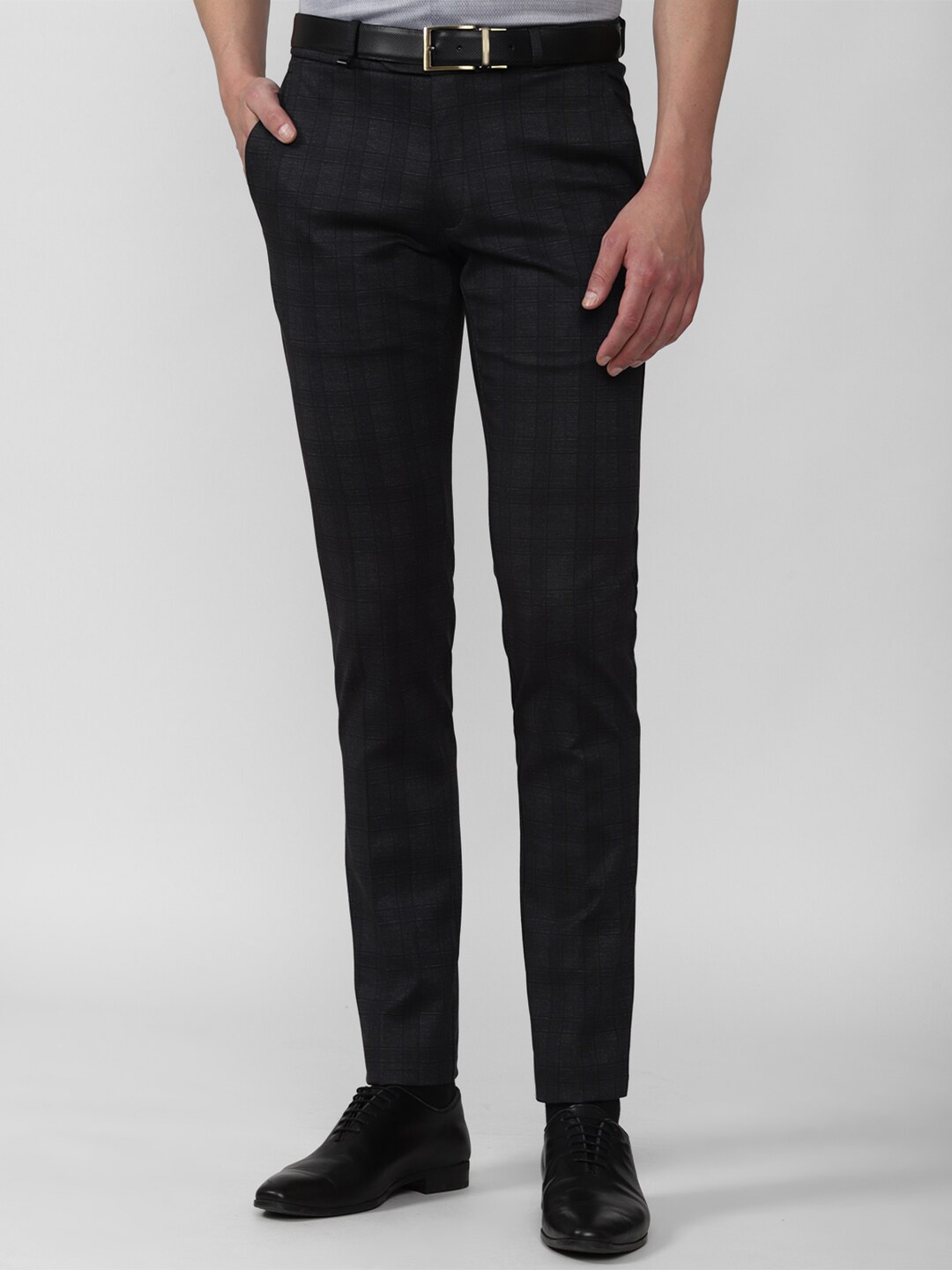 

Van Heusen Men Charcoal Checked Slim Fit Trousers