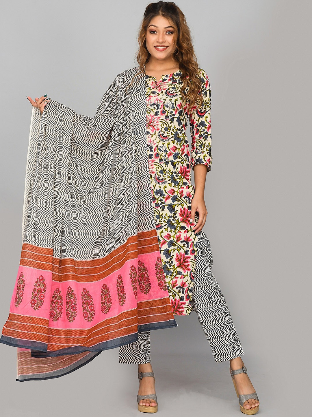 

Kesarya Women Grey Floral Printed Layered Thread Work Pure Cotton Kurta with Trousers & With Dupatta