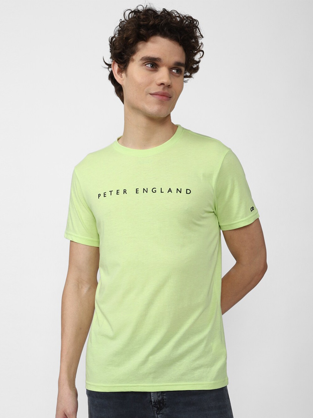 

Peter England Casuals Men Green Solid Cotton Slim Fit T-shirt