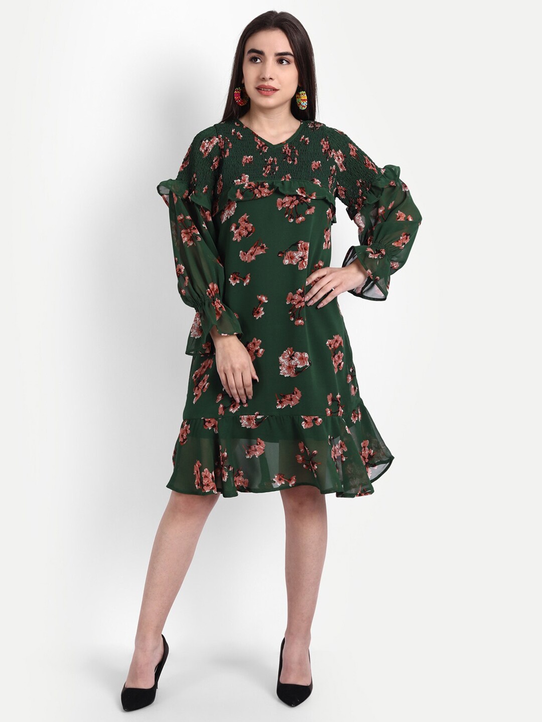 

Rediscover Fashion Women Green Floral Smocking Georgette Dress