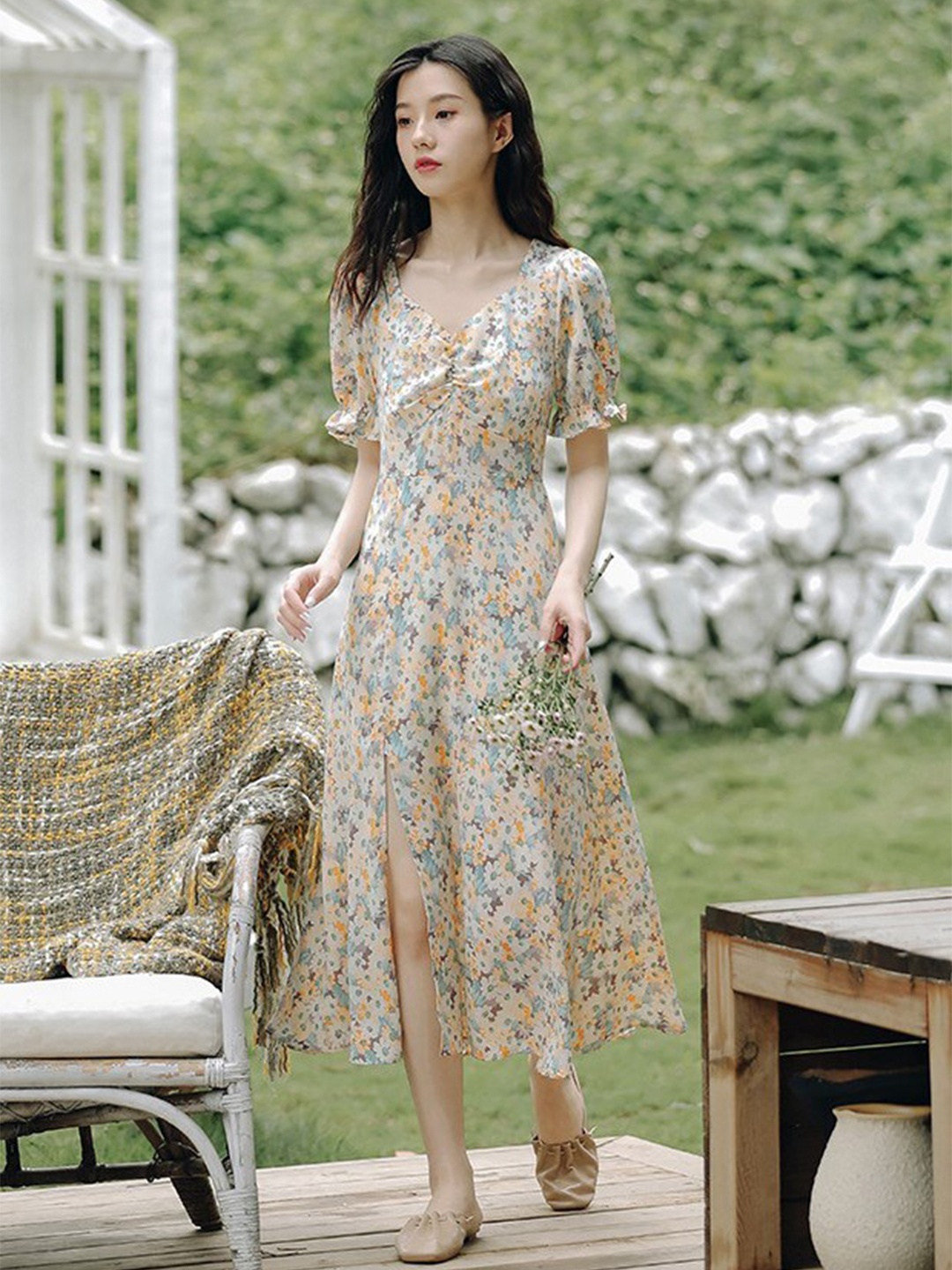 

La Aimee Women Beautiful Grey Abstract Dress