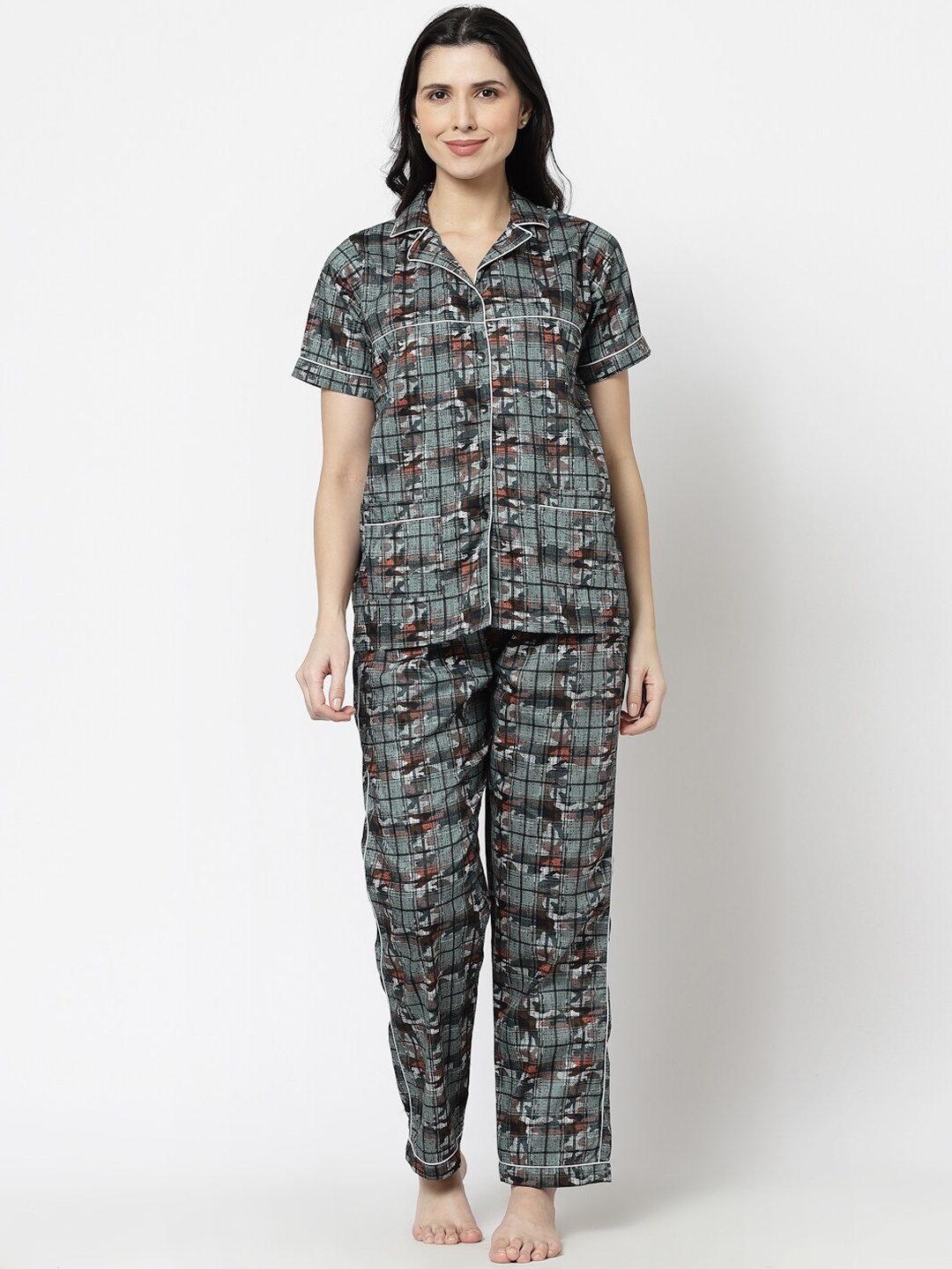 

KLOTTHE Women Grey & White Printed Night suit