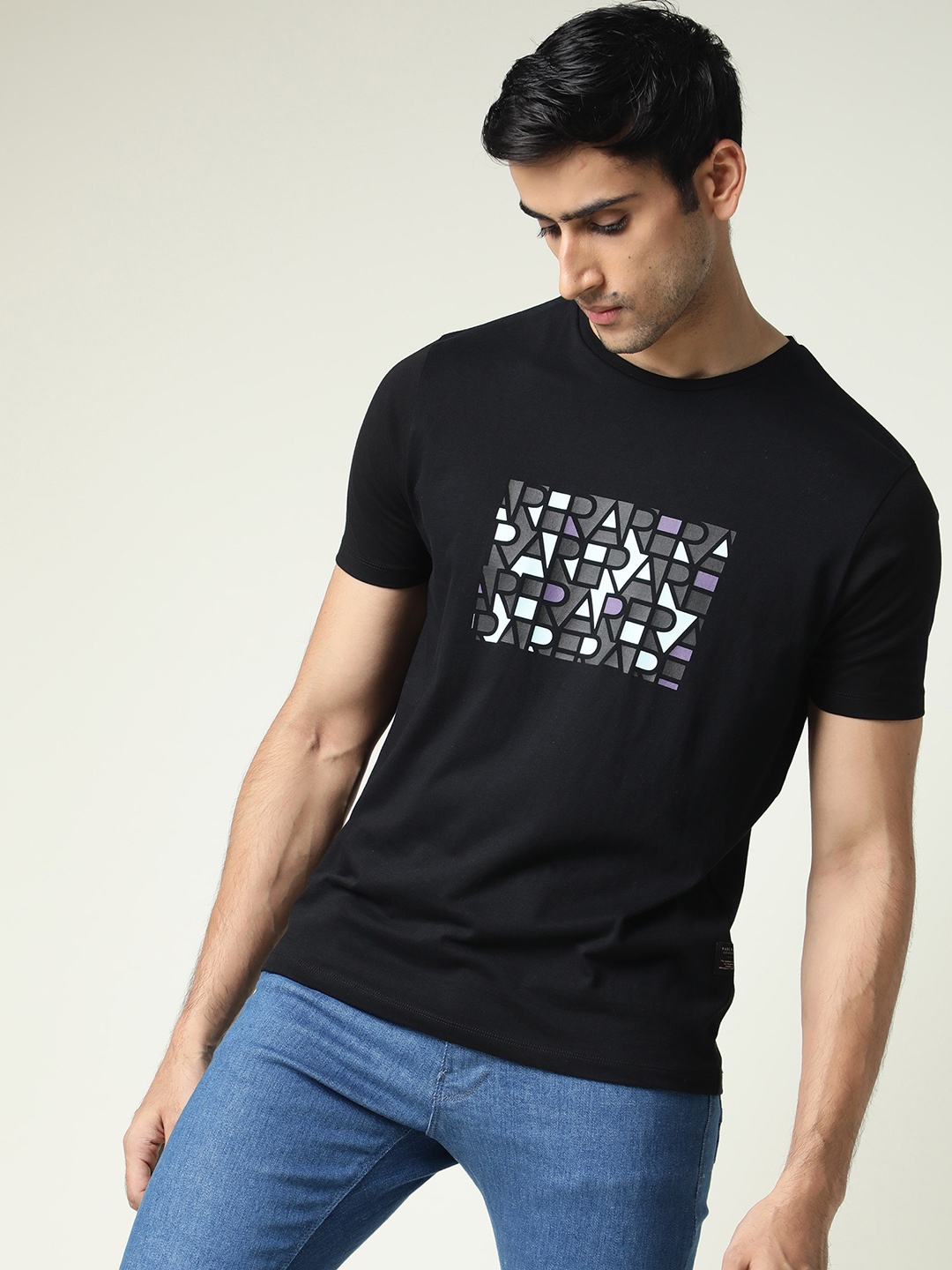 

RARE RABBIT Men Mion Printed Cotton Slim Fit T-Shirt, Black