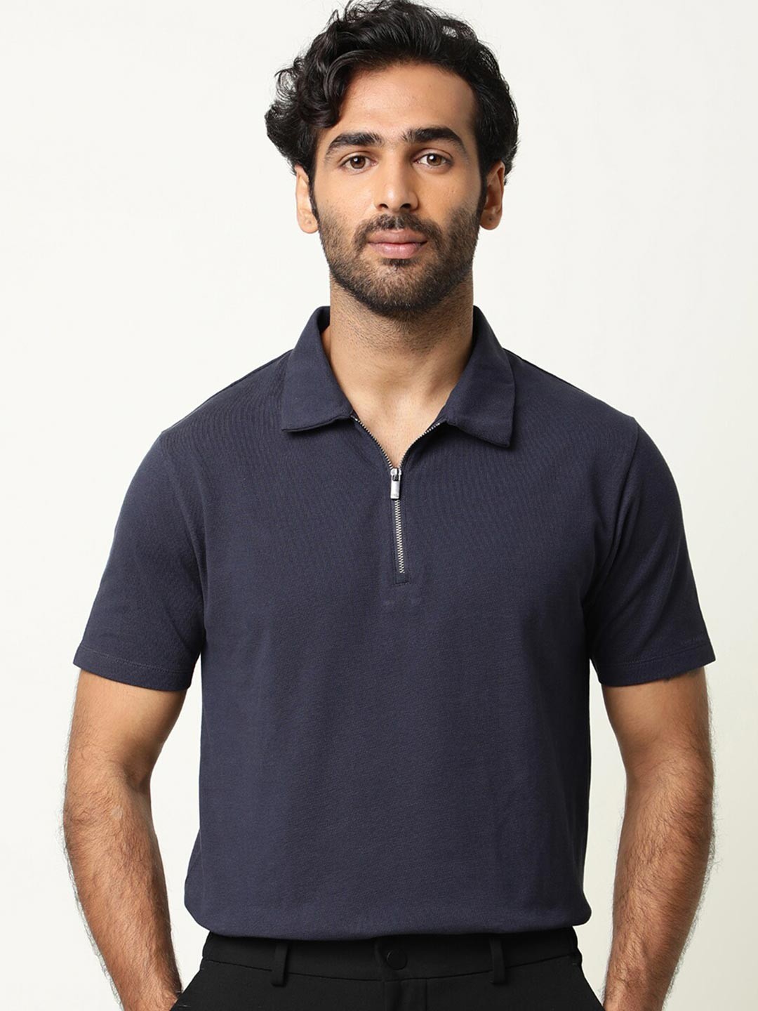 

RARE RABBIT Men Rings-4 Slim Fit Solid Polo Collar T-Shirt, Navy blue