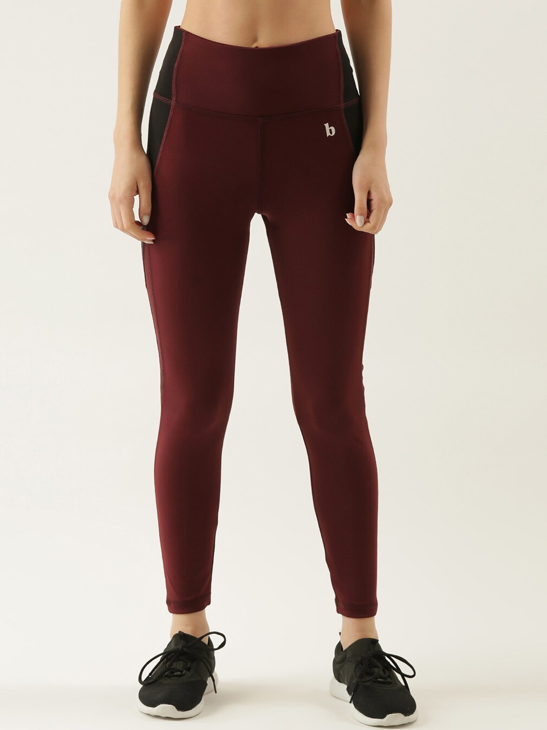 

Bannos Swagger Women Maroon Solid Tights