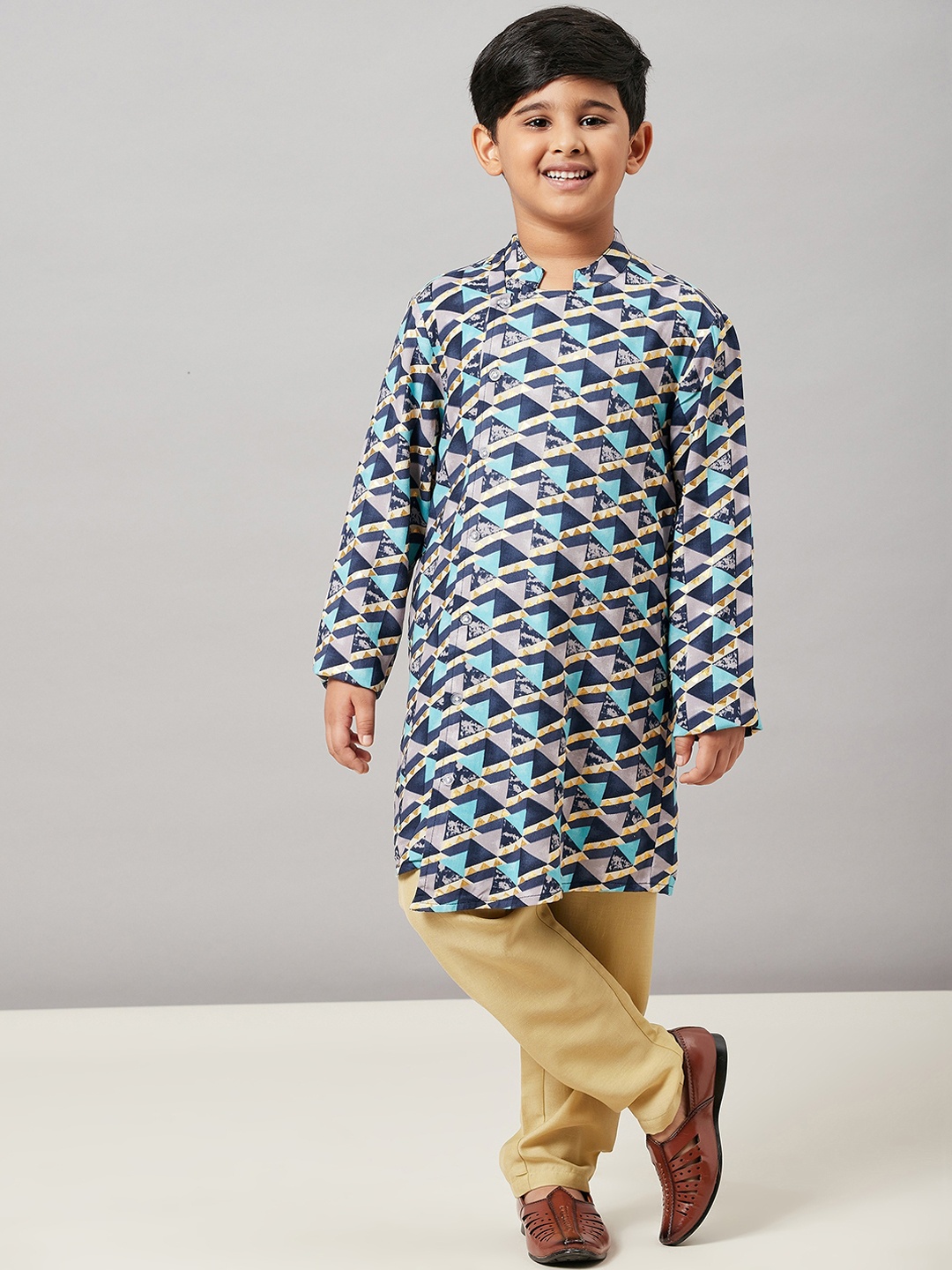 

Stylo Bug Boys Blue Printed Angrakha Pure Cotton Kurta with Trousers